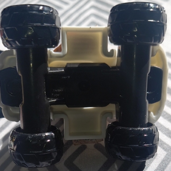 Set of 4 Mario Kart 8 Deluxe McDonald's Toys - Mario Luigi Peach Donkey Kong DK - Picture 16 of 16